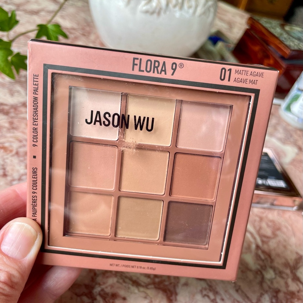 Revolution Bronzer and Jason Wu Nude Set,  Lot - Picture 4 of 5